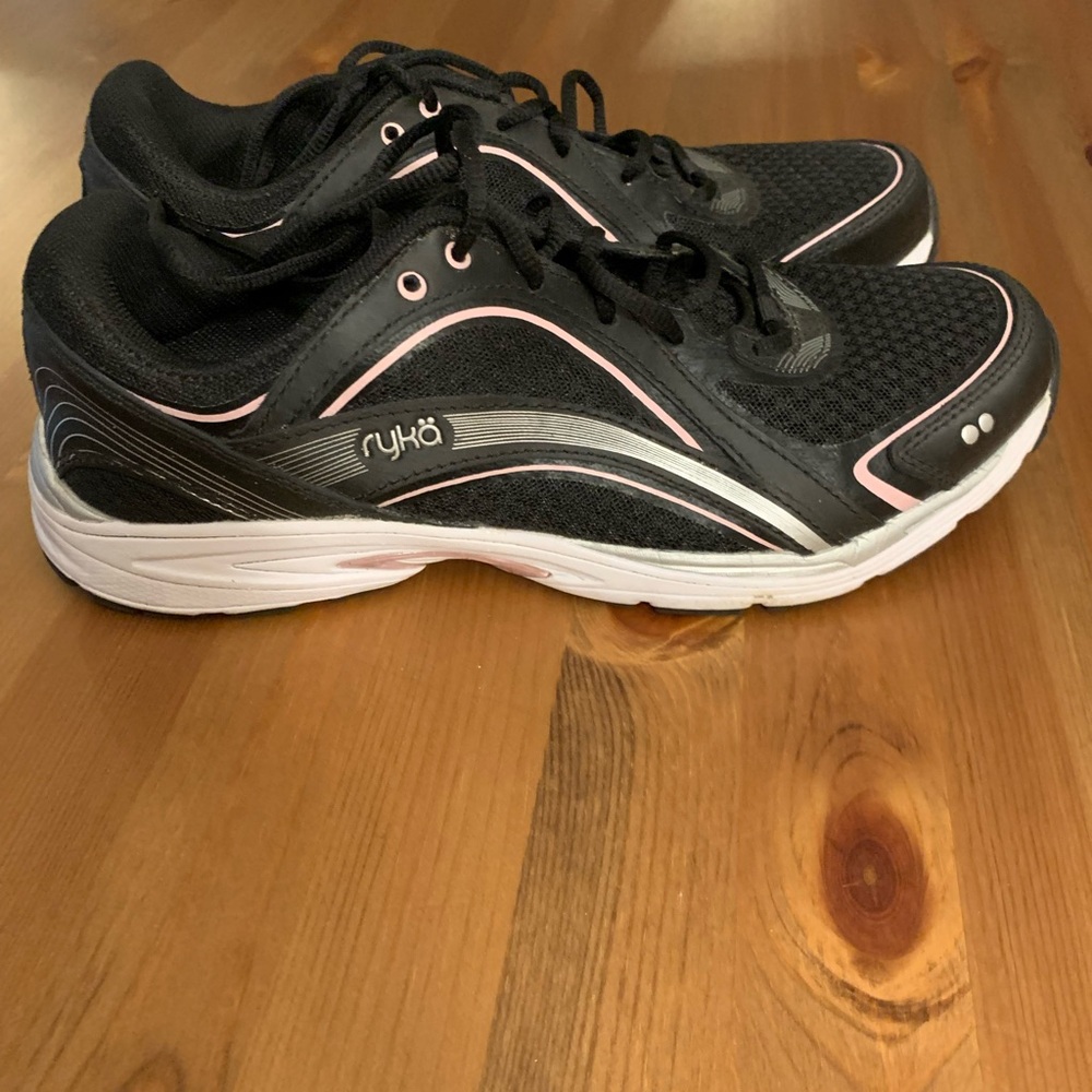 Ryka Women’s Black And Pink Shoes Size 8.5 Sky Walk Memory Foam Lace Up Walking